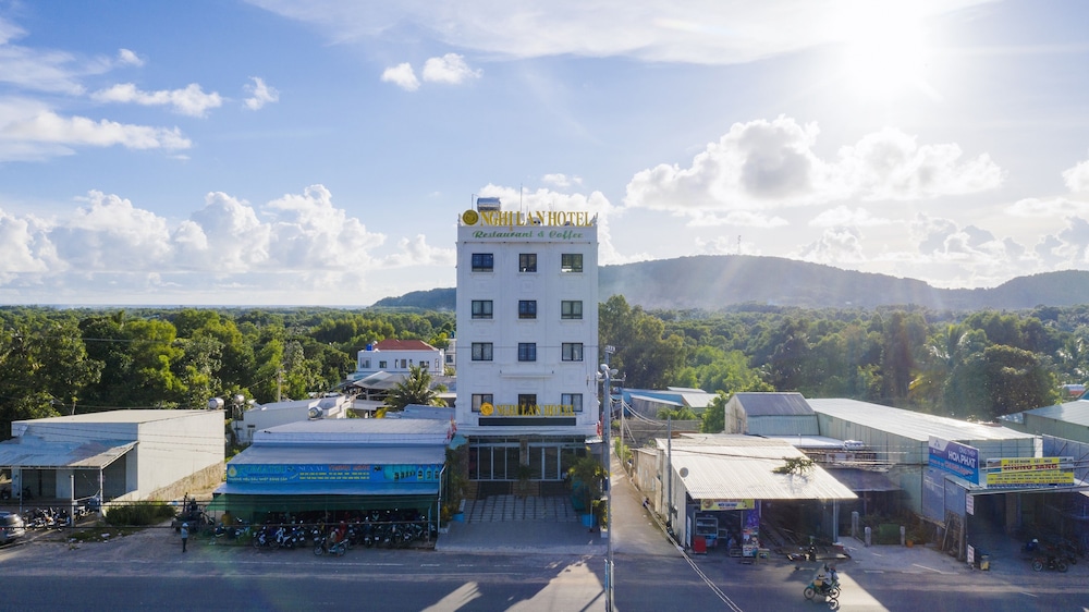 nghi lan hotel