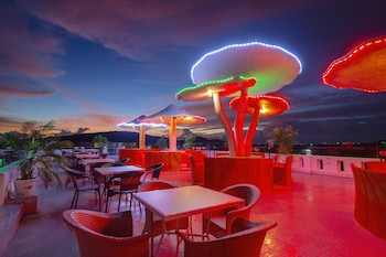 nghi lan hotel