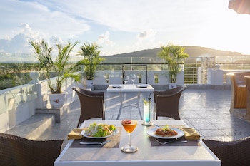 nghi lan hotel