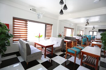 nghi lan hotel