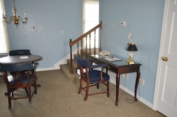 century suites hotel