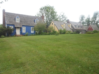 century suites hotel