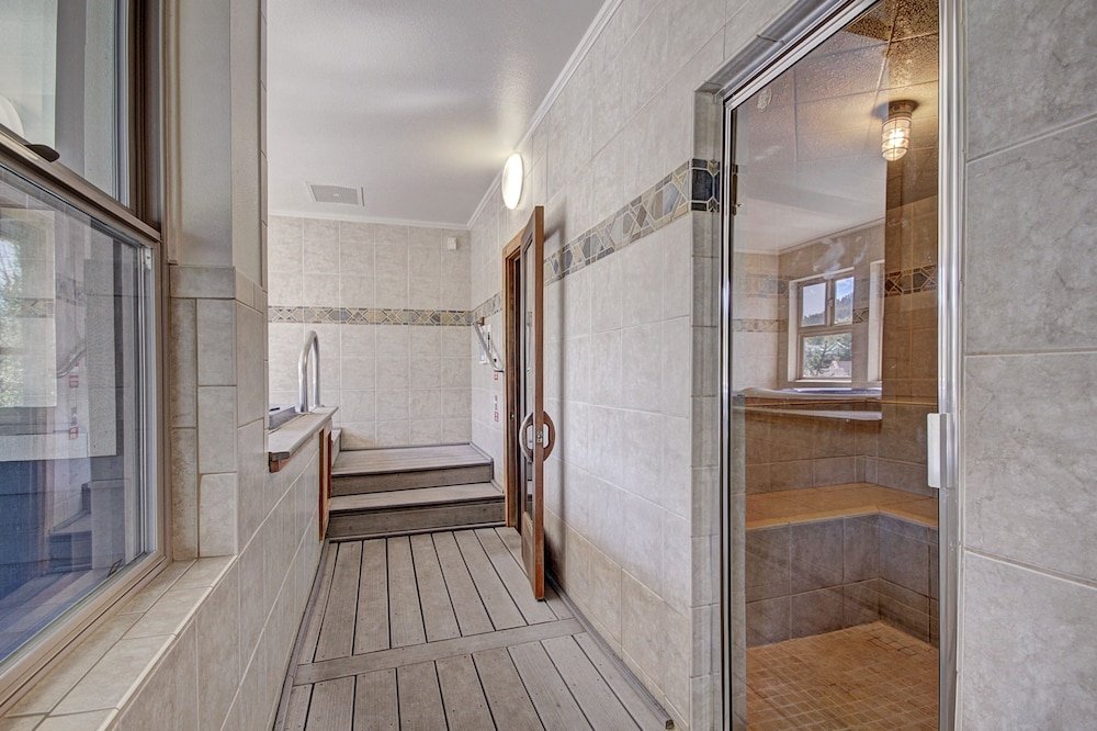 heart of breckenridge 3 br condo