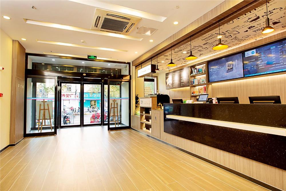 hanting hotel zhengzhou lvcheng plaza