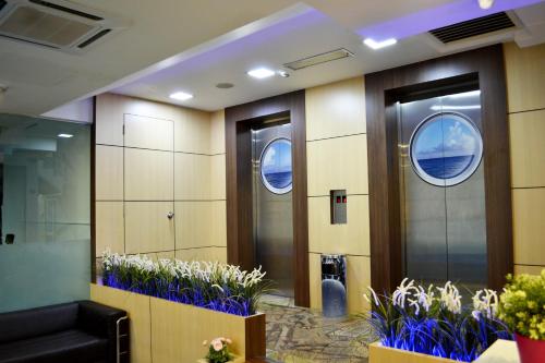 sky hotel pudu