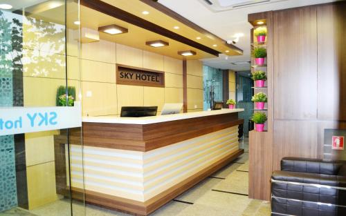 sky hotel pudu