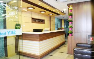 sky hotel pudu