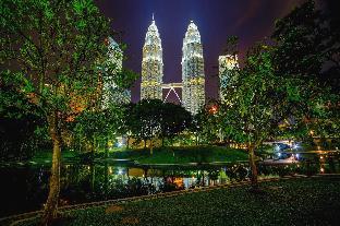 sky hotel pudu