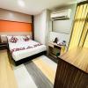 sky hotel pudu