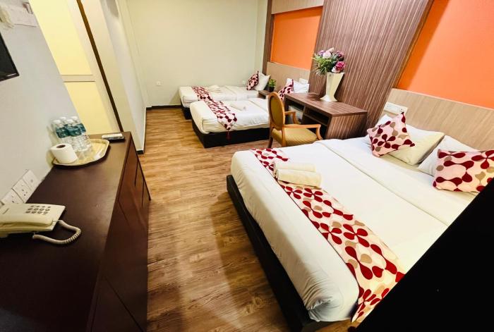 sky hotel pudu