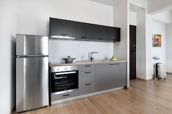 thisean modern suites by athens stay