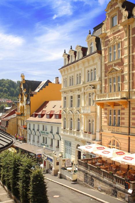 hotel heluan