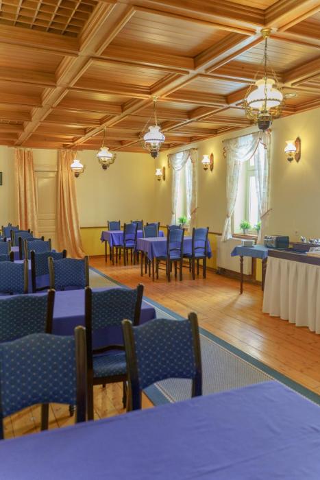 hotel heluan