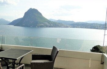 breathtaking view for a romantic stay