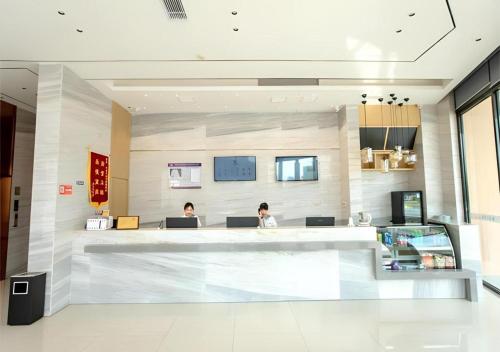 city comfort inn honghu avenue