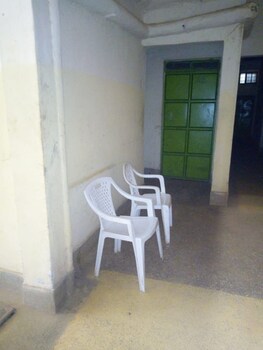 Mukuruwe-Ini Guest House,,2.5 star