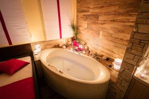 wine wellness hotel amande