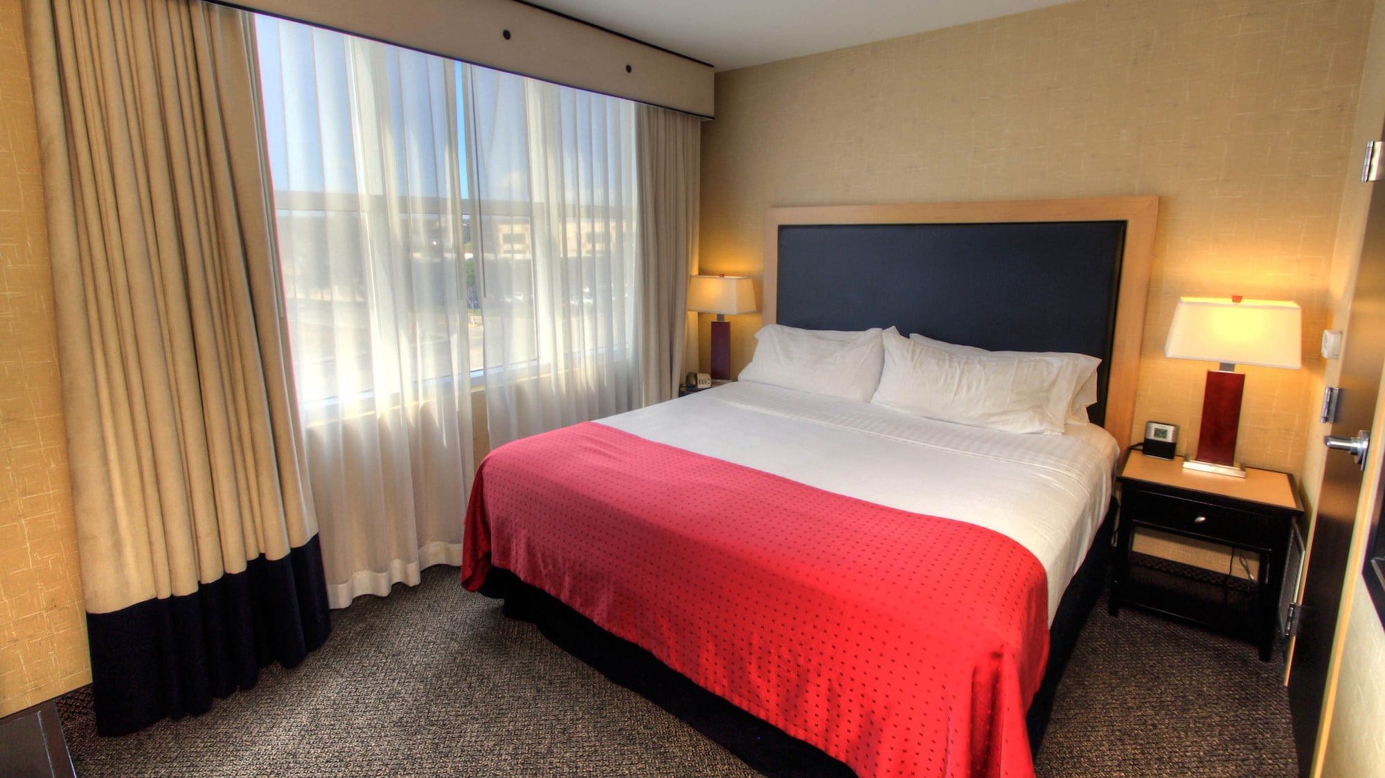 holiday inn boise airport by ihg