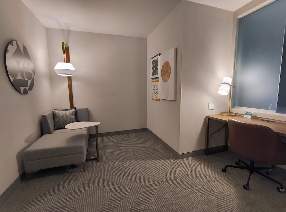 holiday inn boise airport by ihg