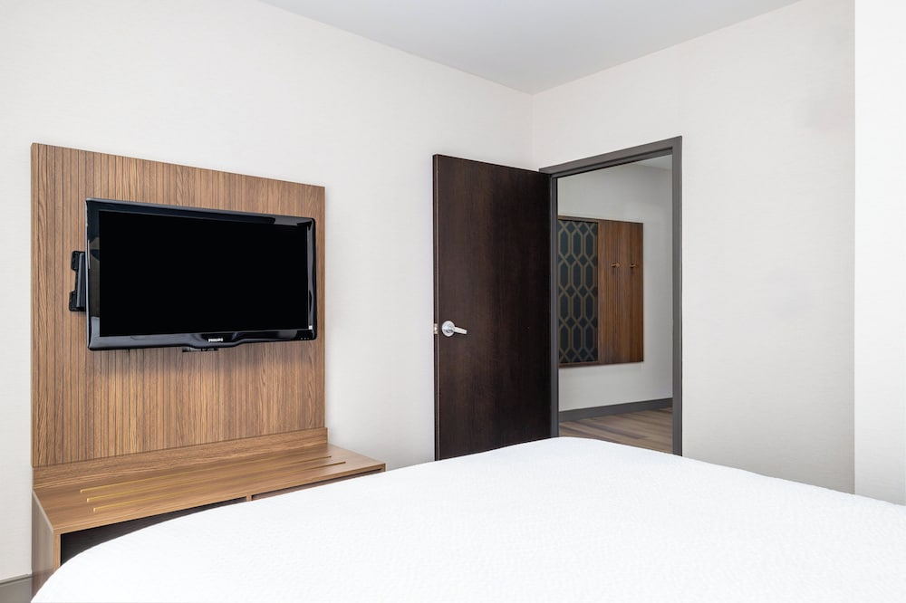 holiday inn boise airport by ihg