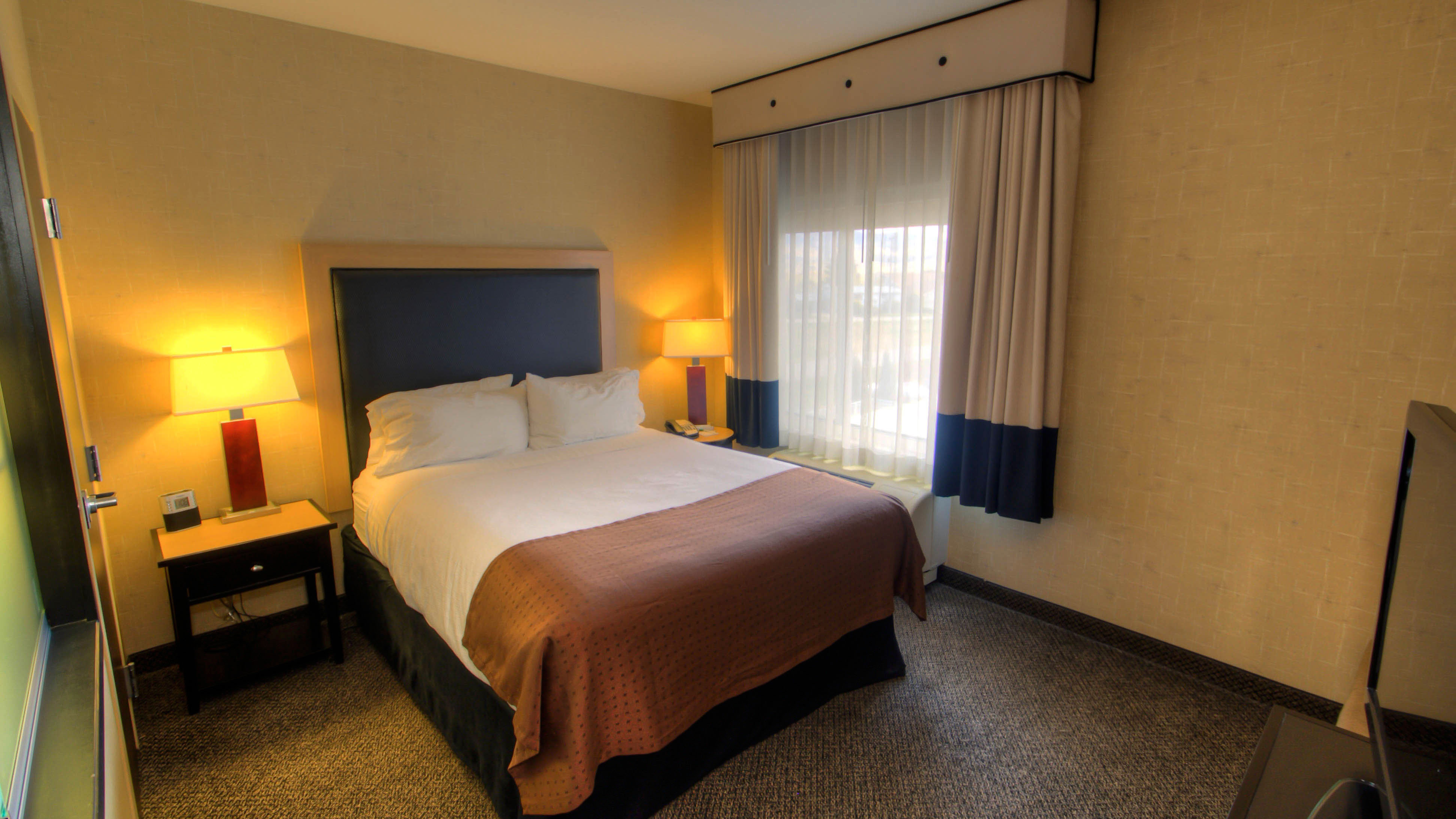 holiday inn boise airport by ihg