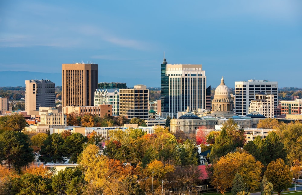 holiday inn boise airport by ihg