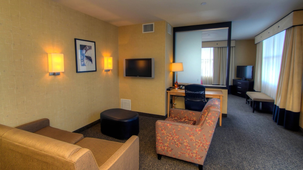 holiday inn boise airport by ihg