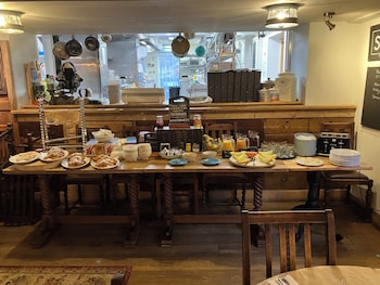 1777 The Albion,Dorset>>Bournemouth,2.5 star