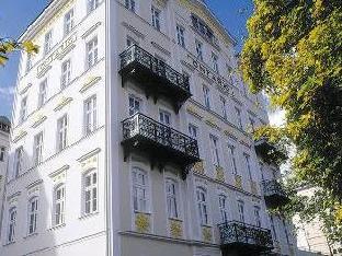 ontario hotel garni