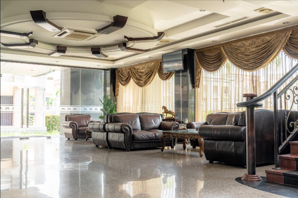 m one hotel harbour bay