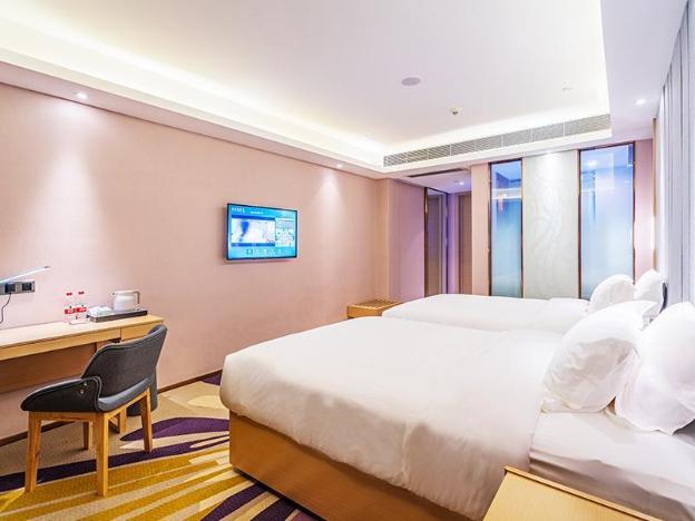 lavande hotel zhaoqing qixingyan scenic spot yihua international square