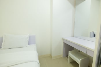 simply living 2br at bassura city apartment