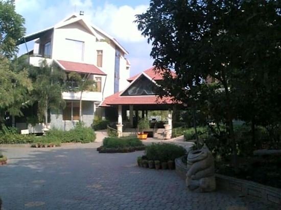 pragati green meadows and resort