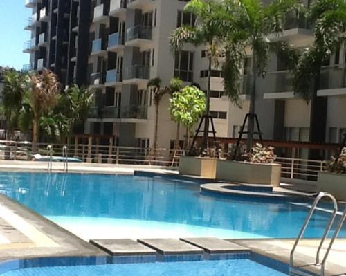 palm tree genlex condo