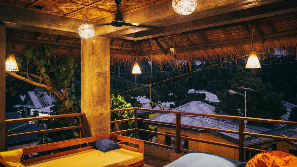 hang loose hostel