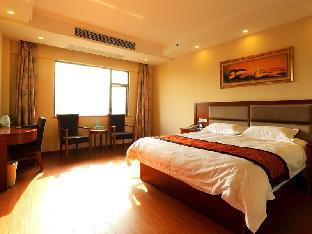 Greentree Inn Jiujiang Railway Station Qianhongxiang Hotel,,3 star