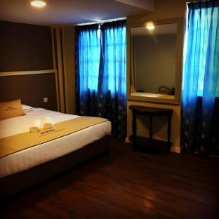 suria cameron hotel b