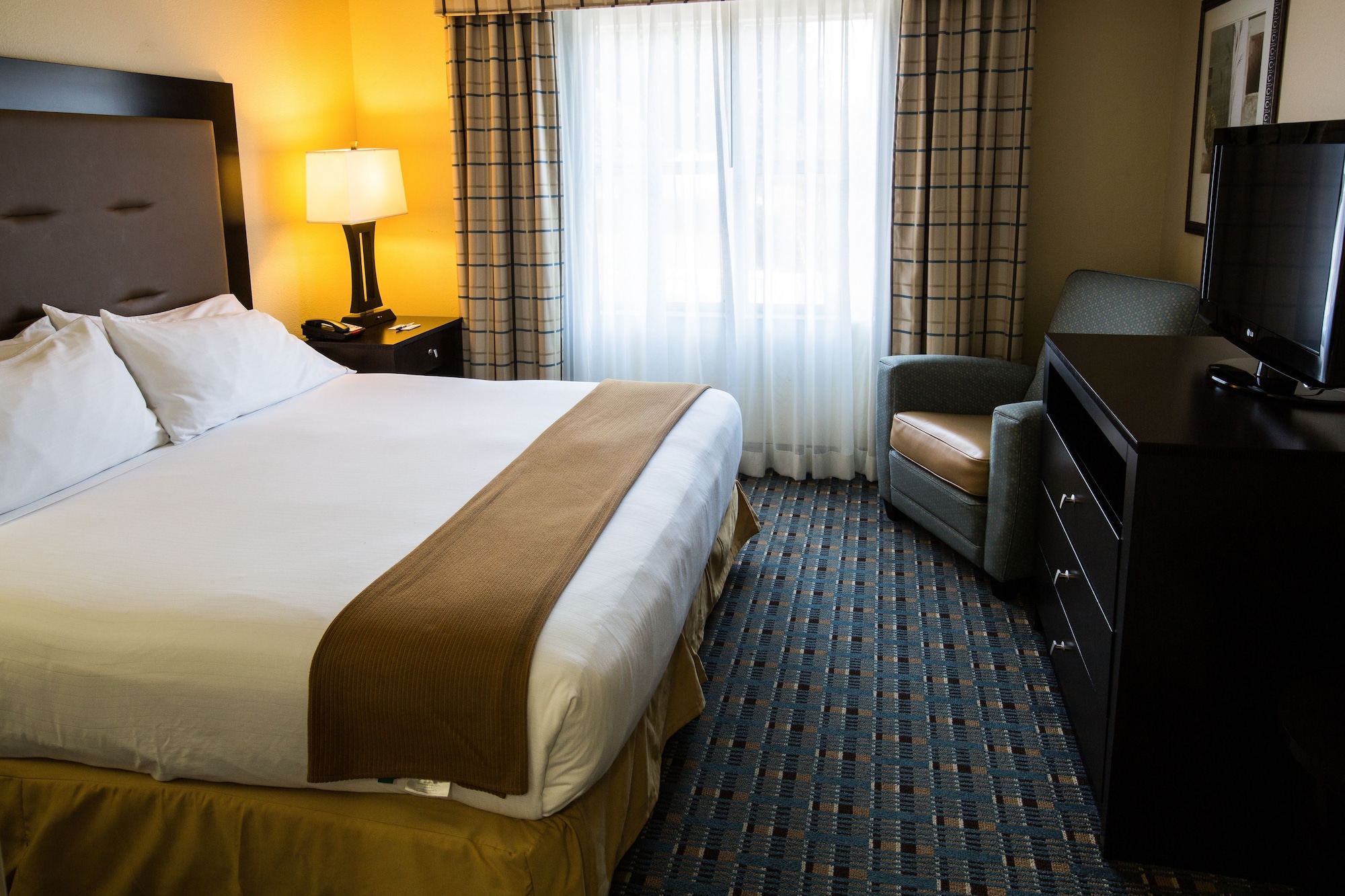 holiday inn express alpharetta roswell by ihg