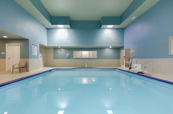 Holiday Inn Express Alpharetta - Roswell By Ihg,Atlanta>>Alpharetta,3 star