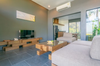 seanery beach resort