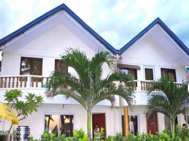 la fiesta resort