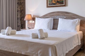 alacati park otel