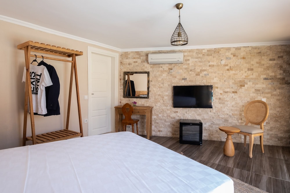 alacati park otel
