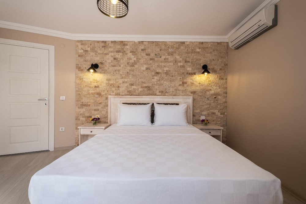 alacati park otel