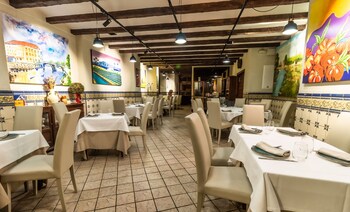 Hotel-Img