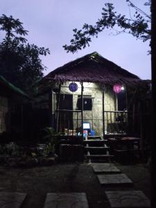 camping paradise and singalong mountain garden