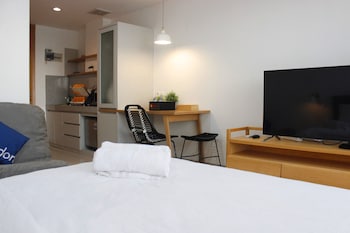 comfy and artsy studio at beverly dago apartment