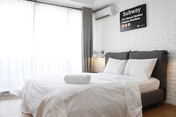 comfy and artsy studio at beverly dago apartment