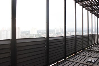 Comfy & Artsy Studio At Beverly Dago Apartment,,0 star