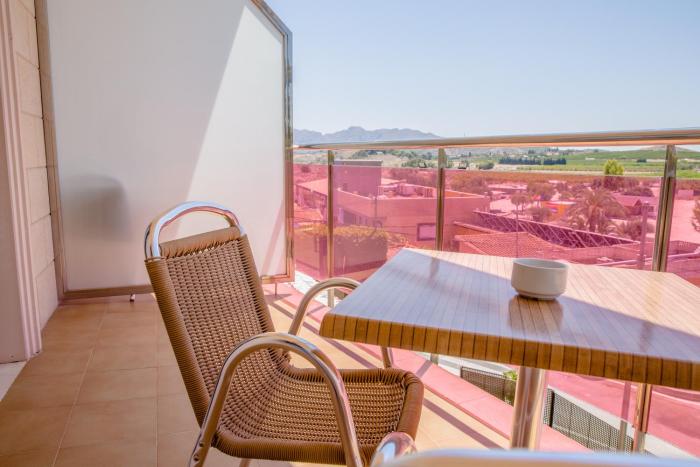 hospedium hotel los periquitos